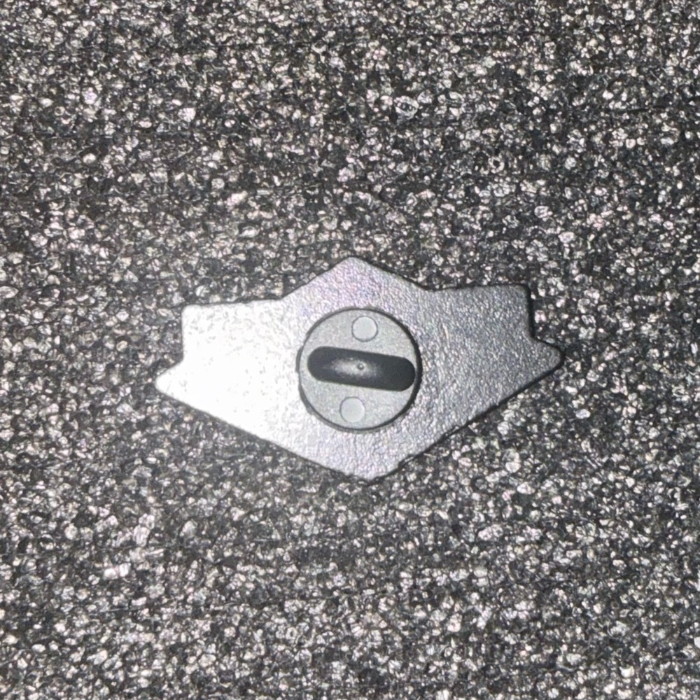 Beastie Boys Enamel Pin *Rare* - Picture 3 of 3